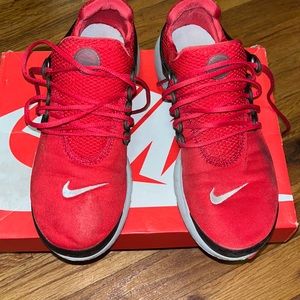 Nike presto size 6 grade school